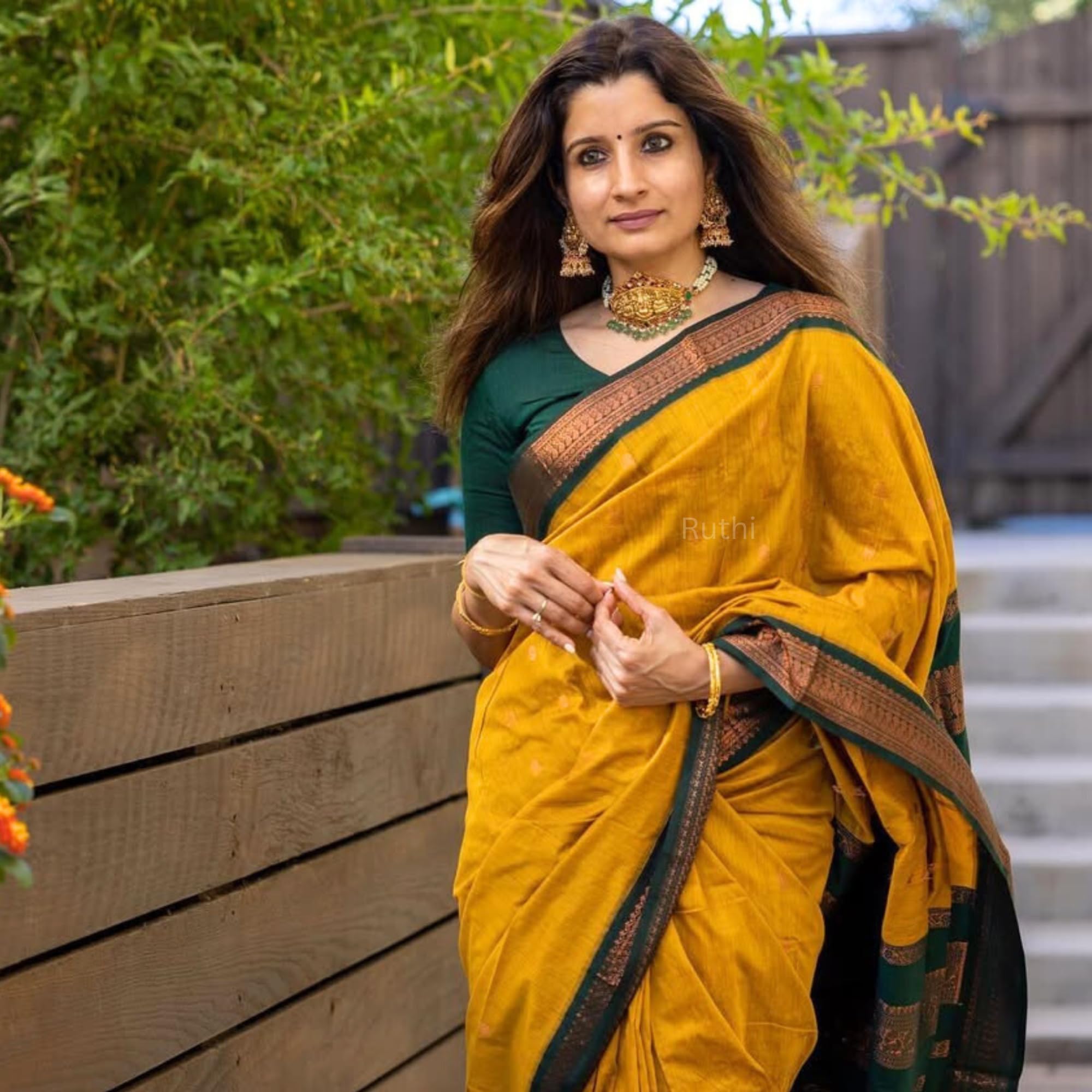 Gadwal Cotton Saree with Zari Border - Image 5