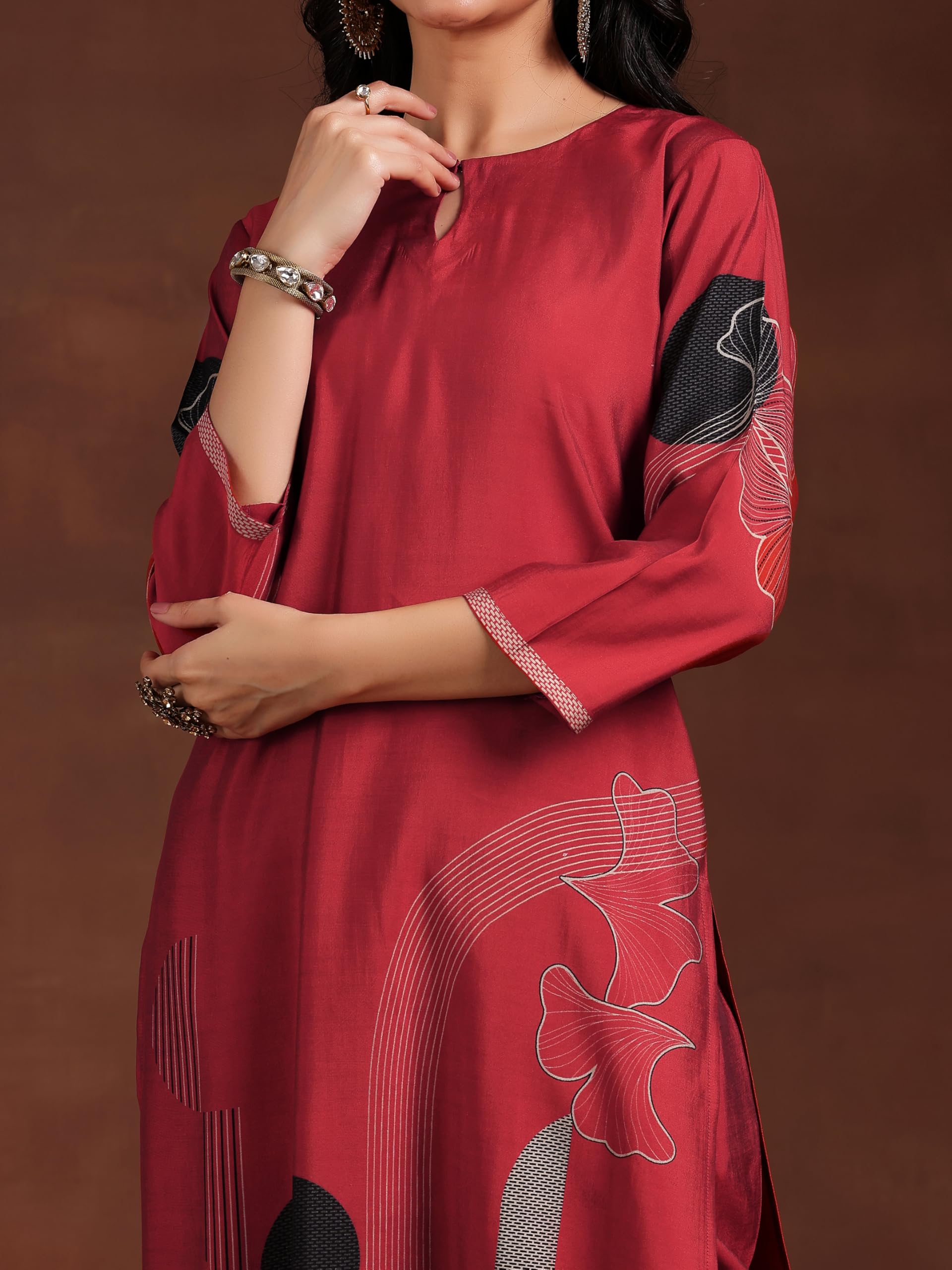 Libas Women's Silk Blend Kurta Sets - Image 4