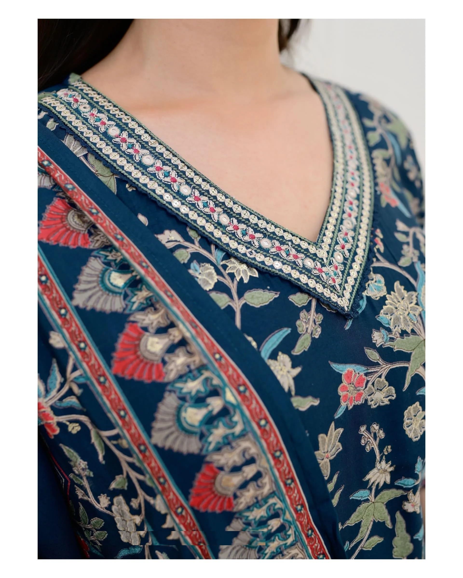 KLOSIA Women Printed Kurta Pant Set with Dupatta - Blue - Image 3