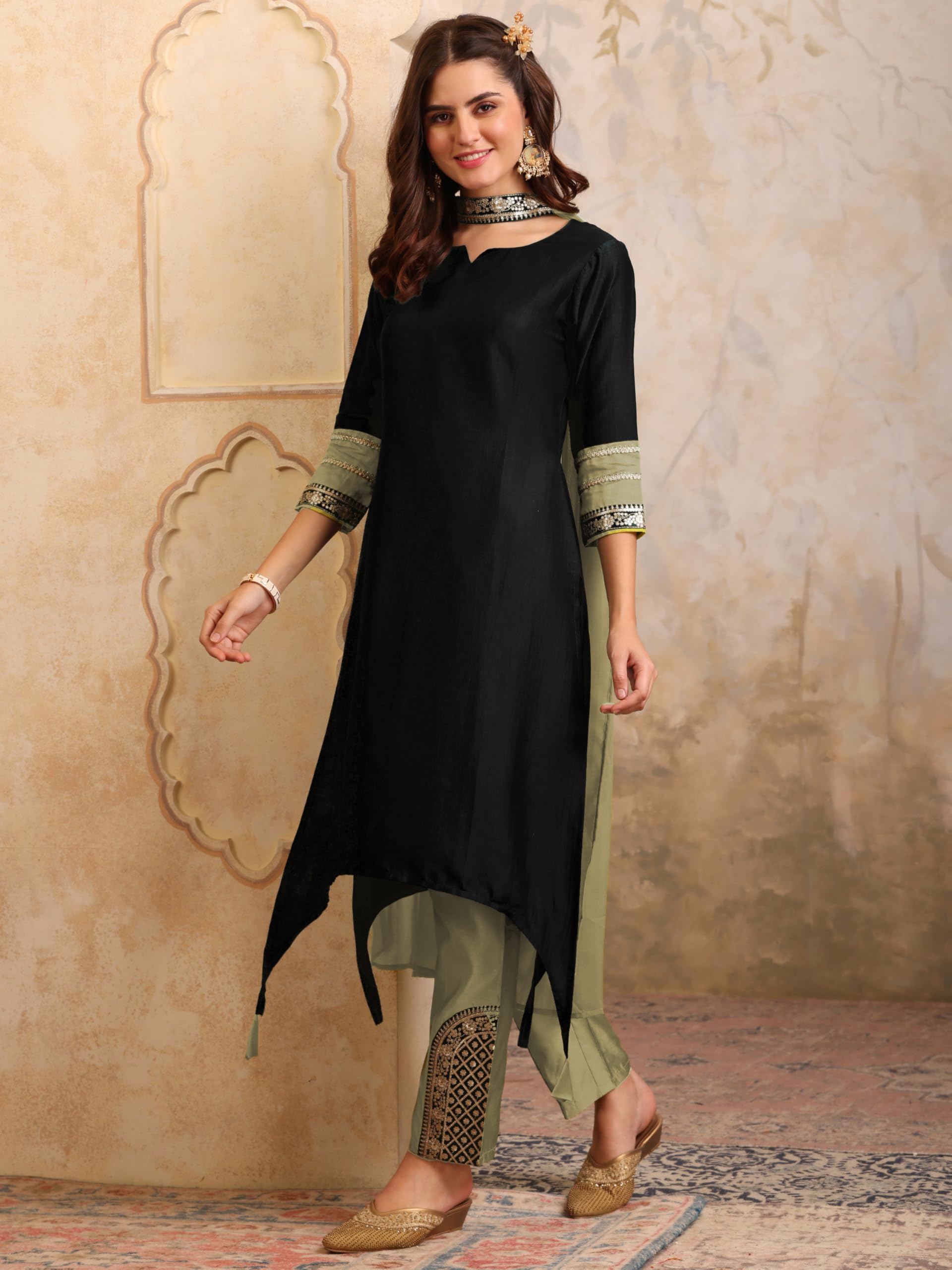 Kurta Pant Set with Choker Dupatta - Black - Image 5