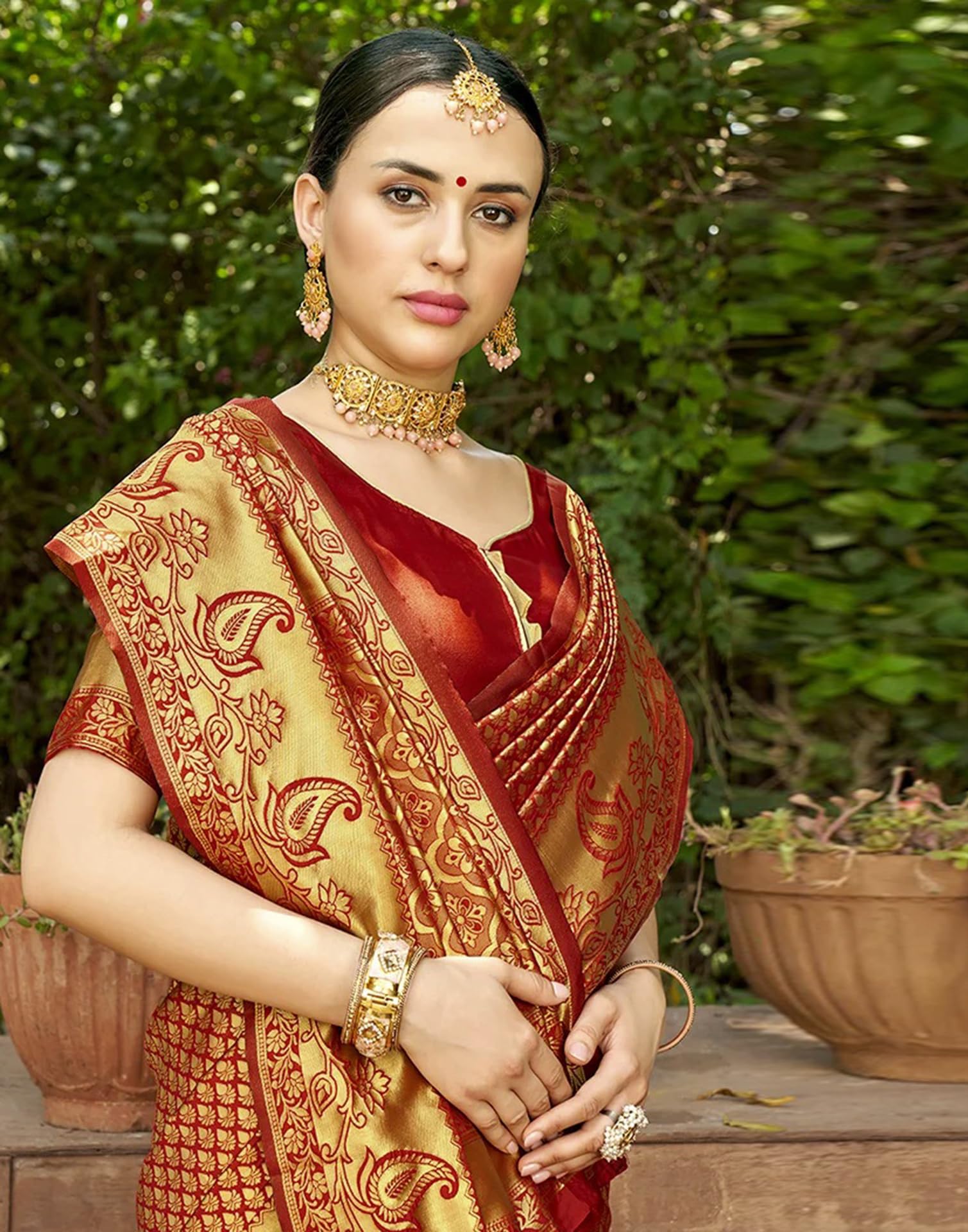 Banarasi Silk Saree with Unstitched Blouse - Red & Golden - Image 4