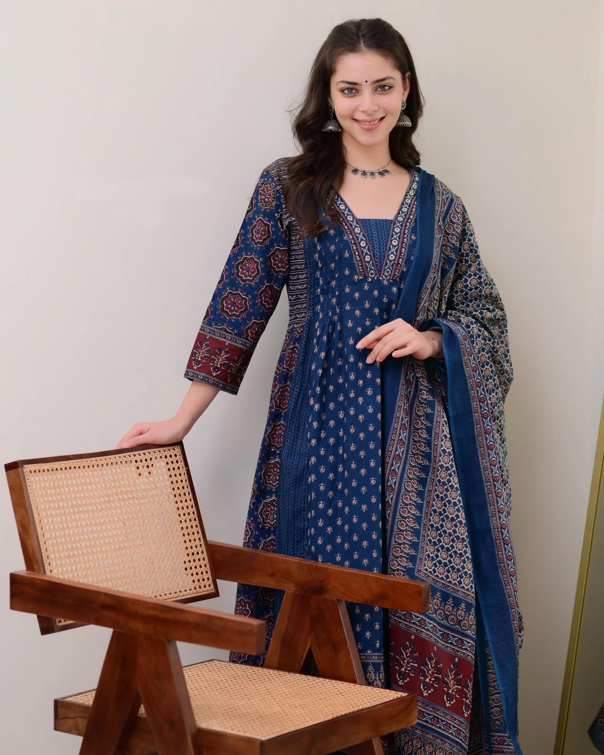 KLOSIA Teal Blue Printed Anarkali Kurta Set for Women - Image 3