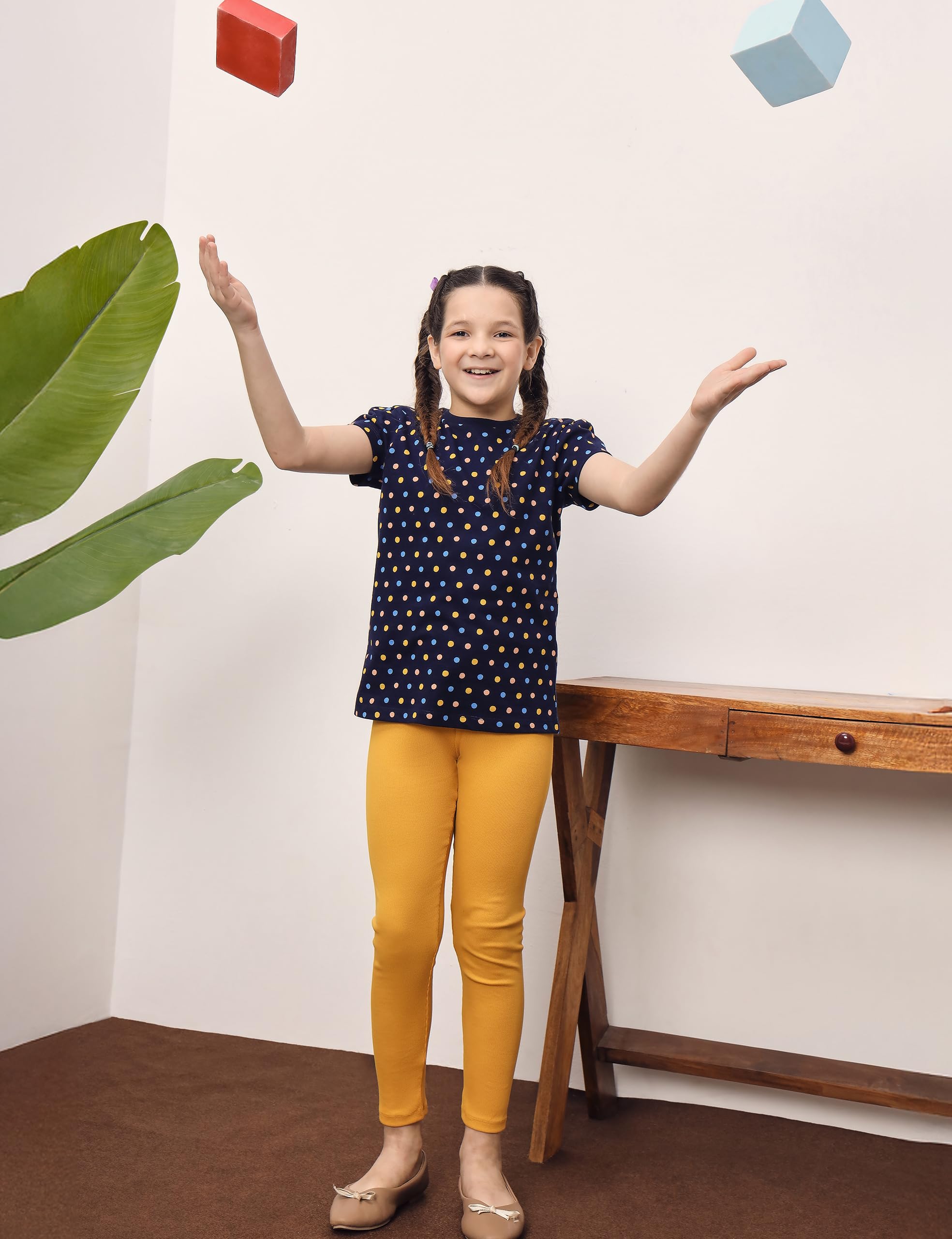 Amazon Symbol Girl Fitted Cotton Ankle Leggings - Image 5