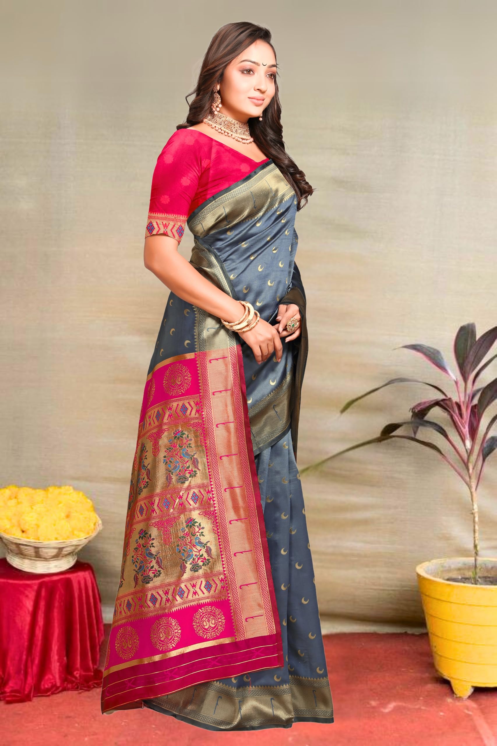 C J Enterprise Women's Banarasi Saree - Grey-Pink - Image 4