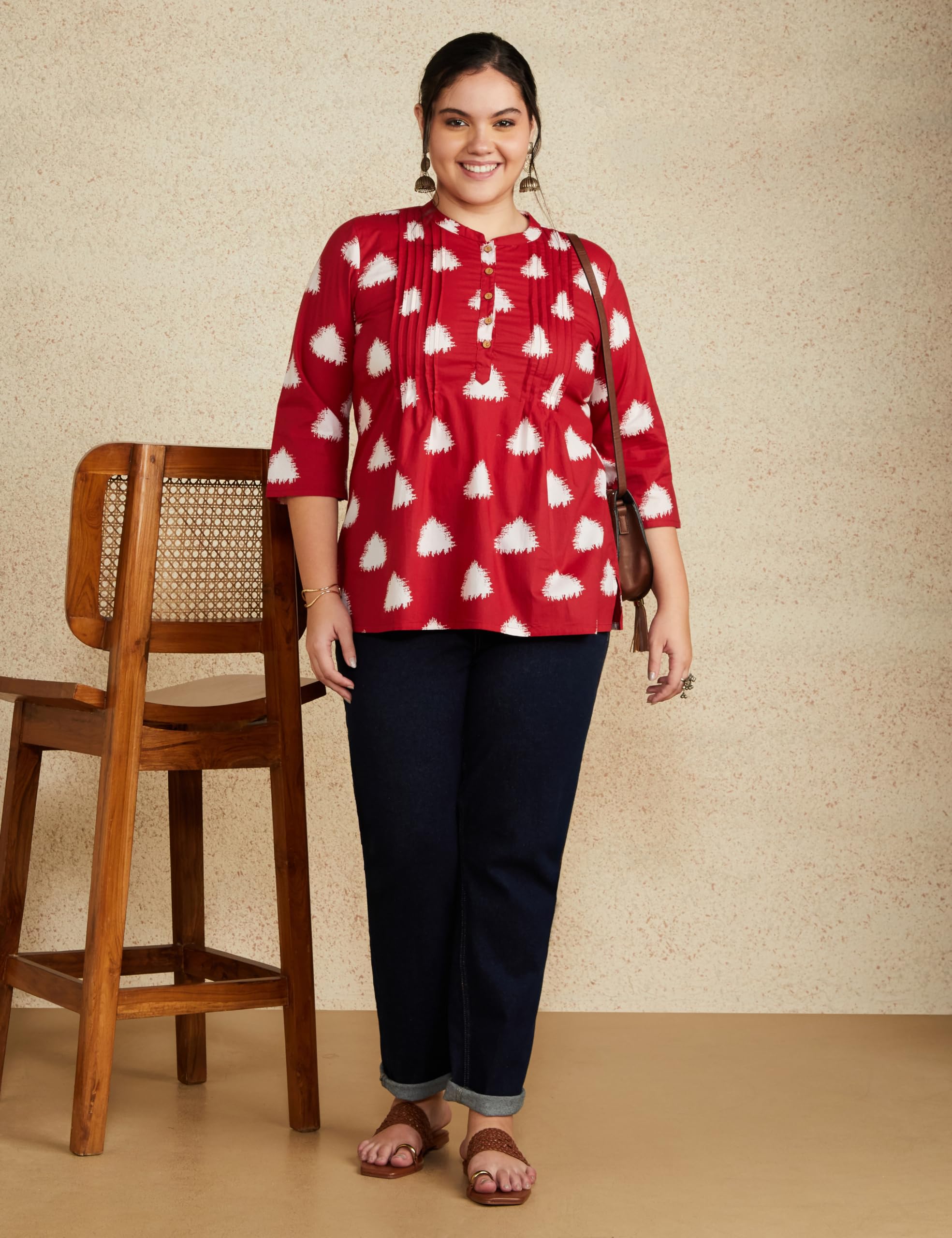 Myx Red Triangle Printed Cotton A-Line Kurti for Women - Image 5