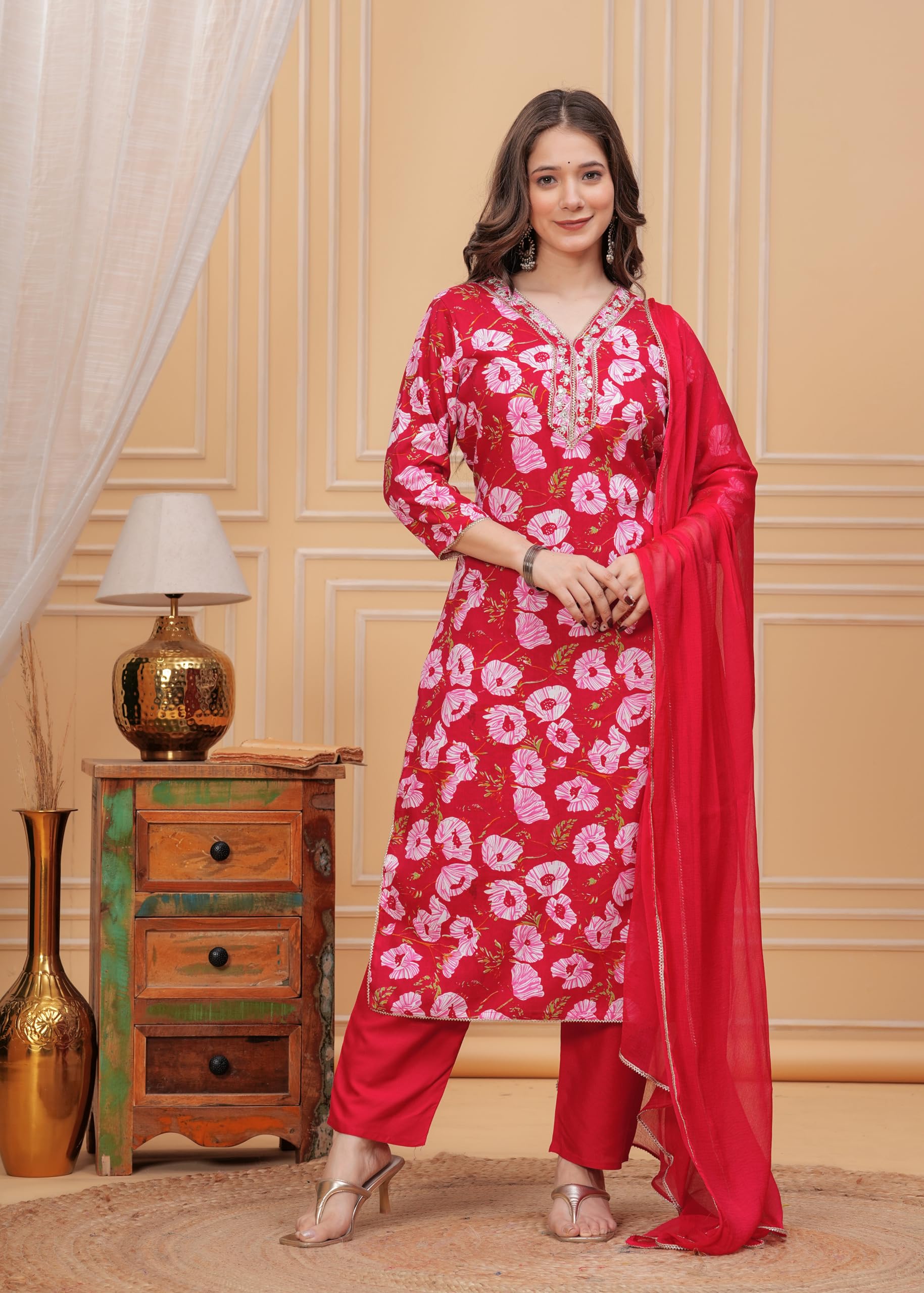 MANHAREE Women Rayon Printed Kurta Set - Pink Red - Image 4