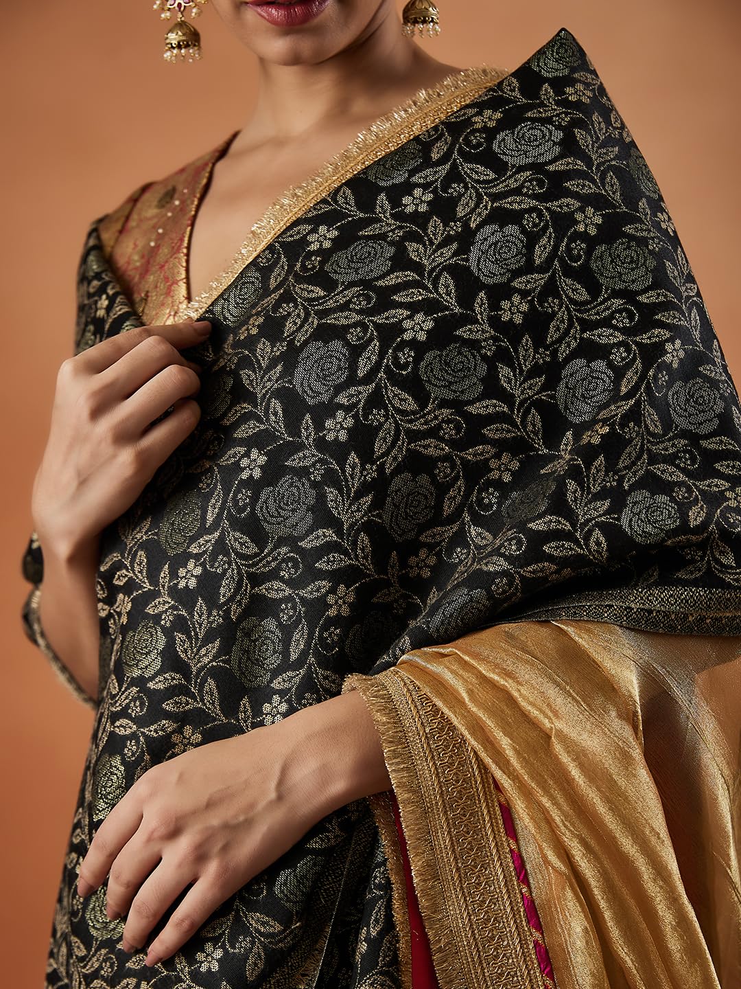 Pashmoda Women Gulnari Kaani Wool Blend Stole - Image 5