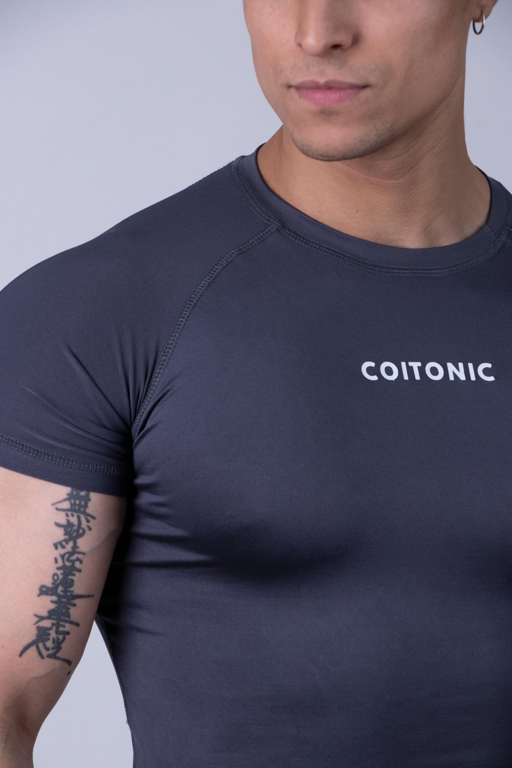 COITONIC Men's Compression Half Sleeves T-Shirt - Dark Grey - Image 4