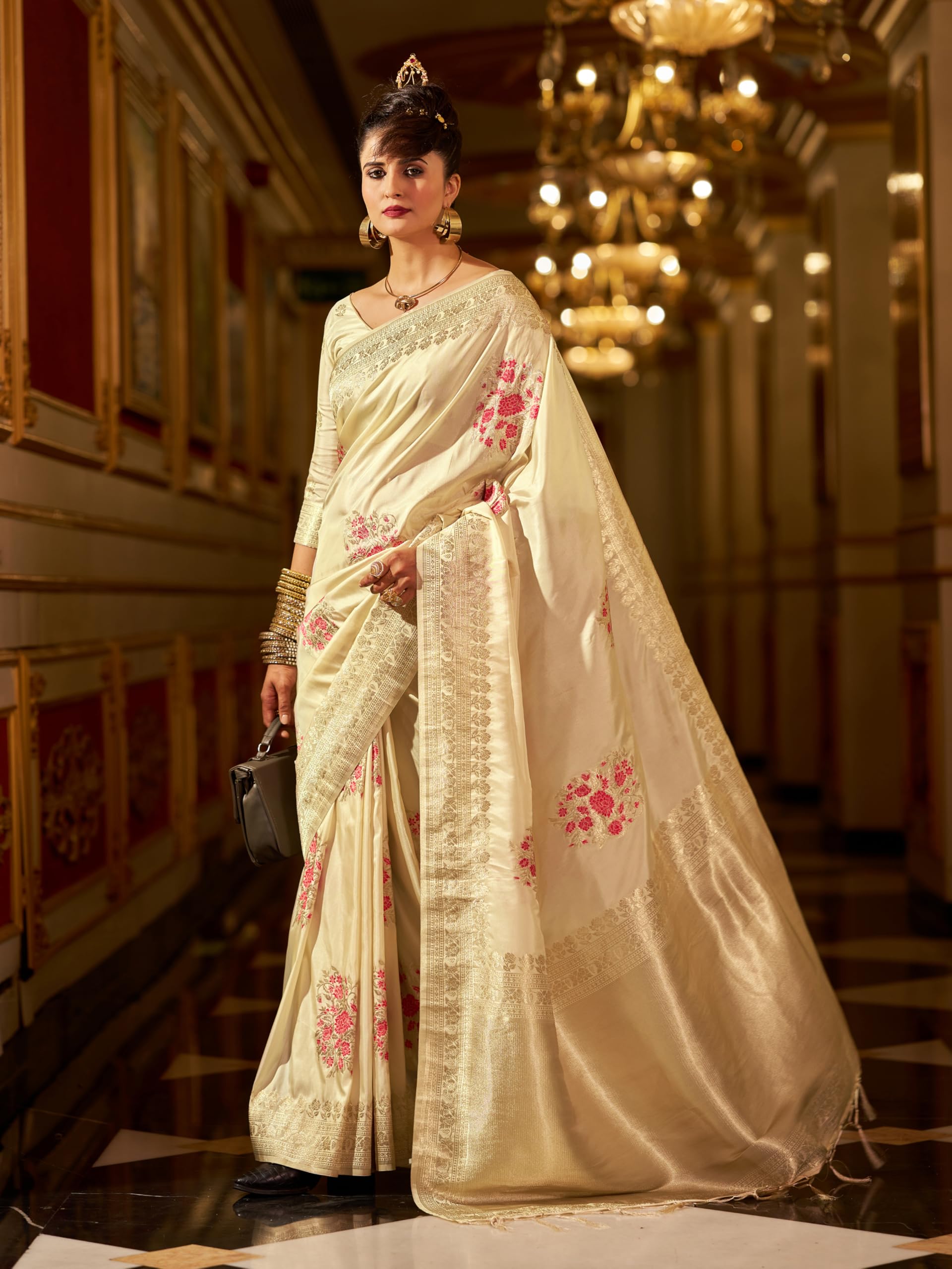 SWORNOF Women's Banarasi Silk Saree - White - Image 3
