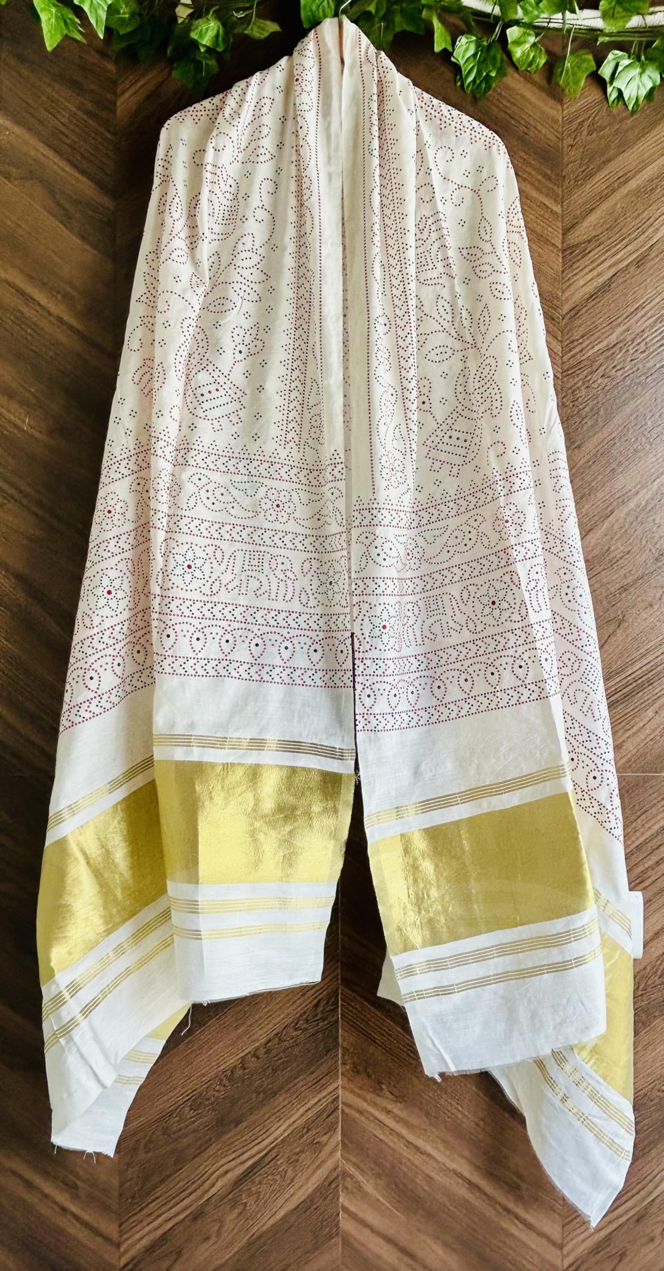 PolyCrepe Bandhej Dupatta with Golden Zari Border - Image 3