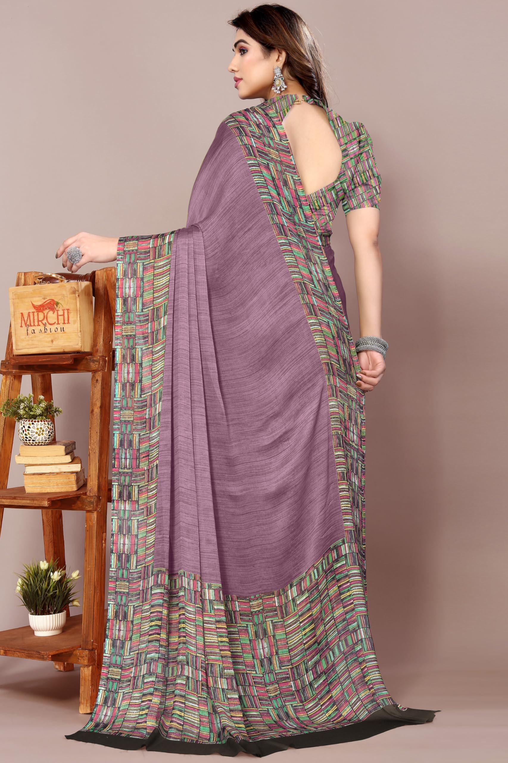 Dusty Purple Chiffon Saree with Abstract Border Print - Image 4