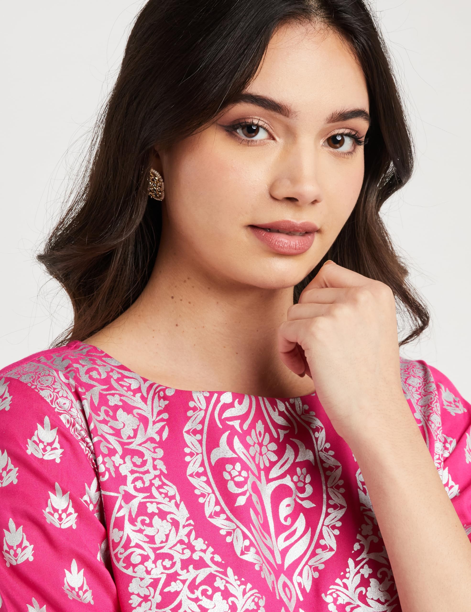 Myx Rani Pink Rayon Kurta for Women - Image 4