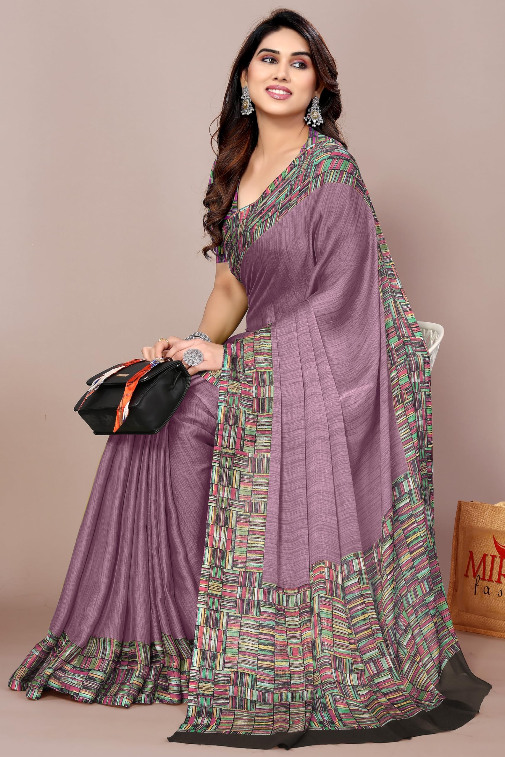 Dusty Purple Chiffon Saree with Abstract Border Print - Image 2