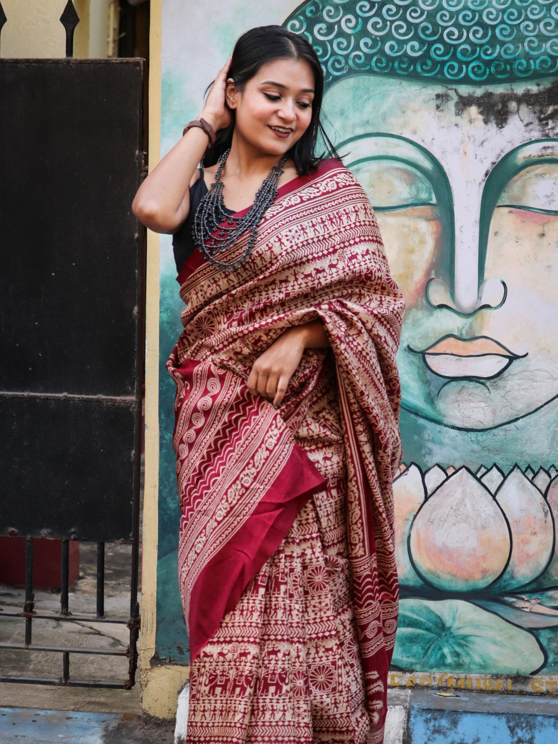 EthnicJunction Women Kalamkari Print Saree - Maroon - Image 2