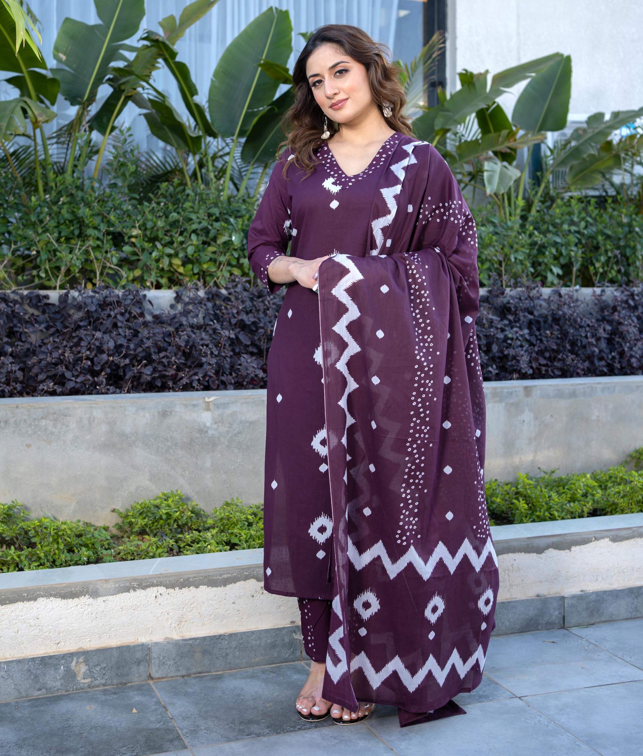 Arayna Burgundy Wine Kurta Set - Cotton Bandhani - Image 2