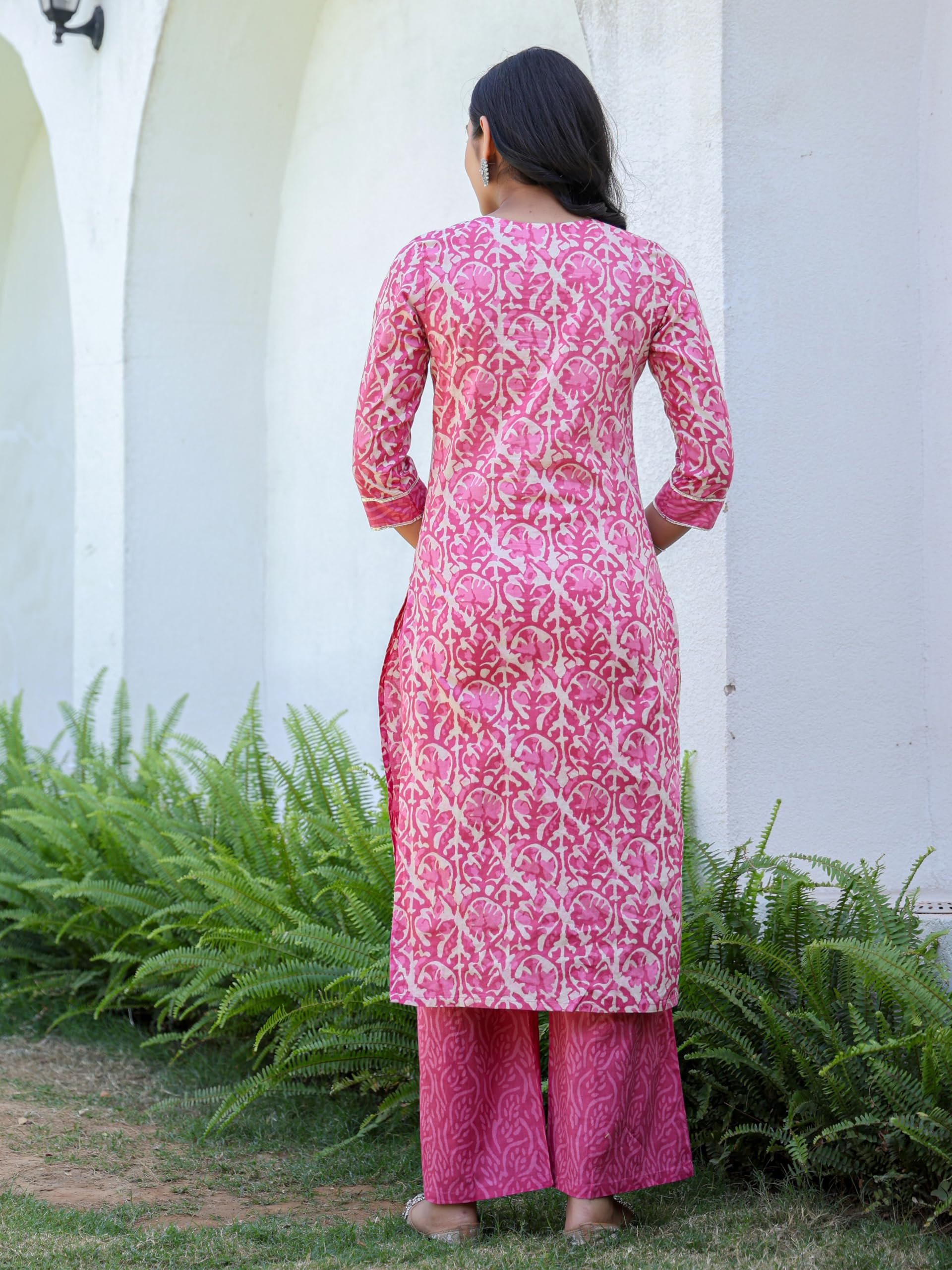 Amayra Women's Cotton Printed Kurta Set - Image 2